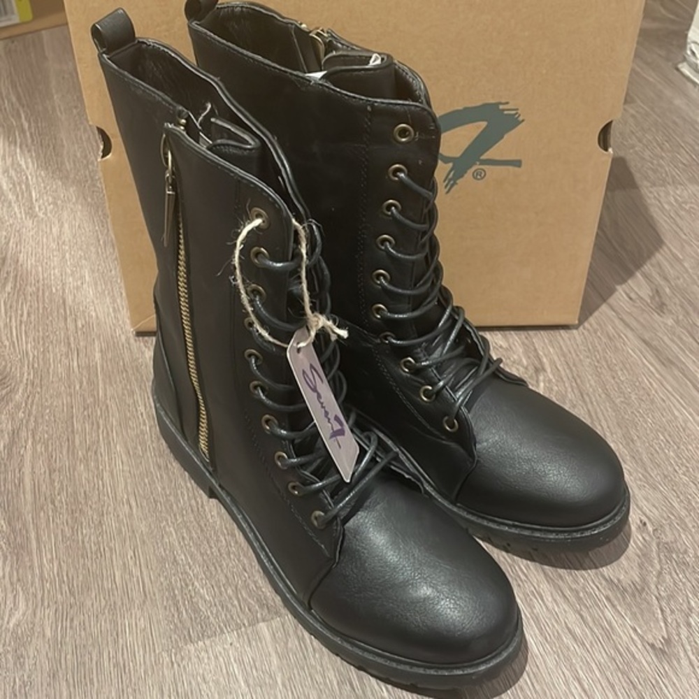 Seven7 Mr. Zipper Combat Boots‎ in Black - Picture 4 of 6